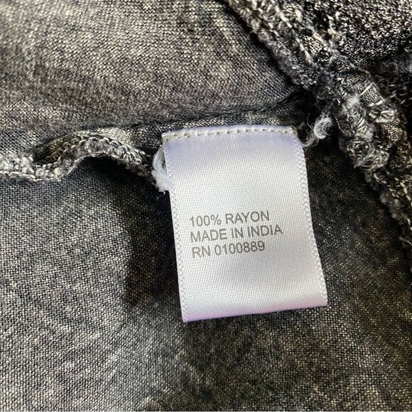 Keren Hart Sleeveless Top Black Size Small - Picture 6 of 7